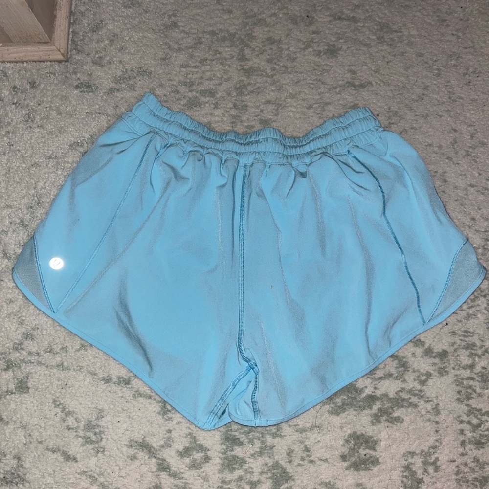 Lululemon shorts size 8 4”